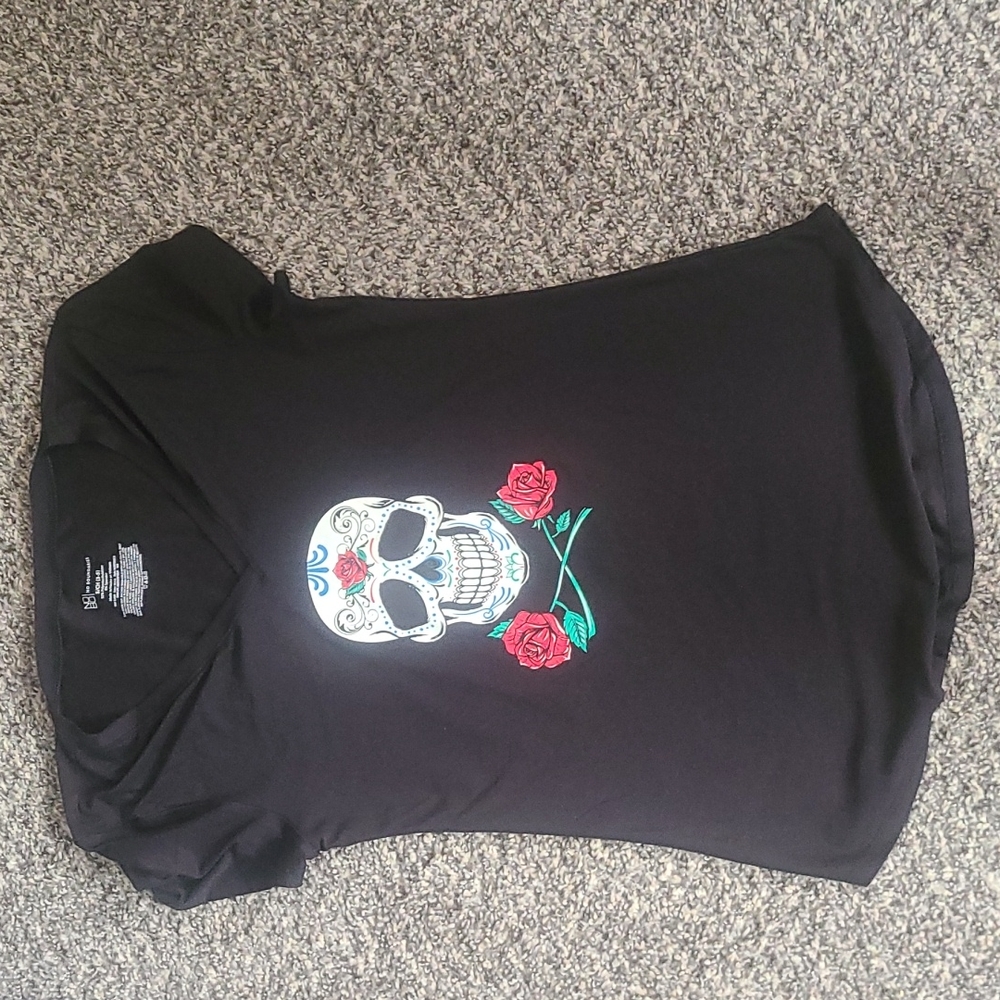 No Boundaries skull t-shirt